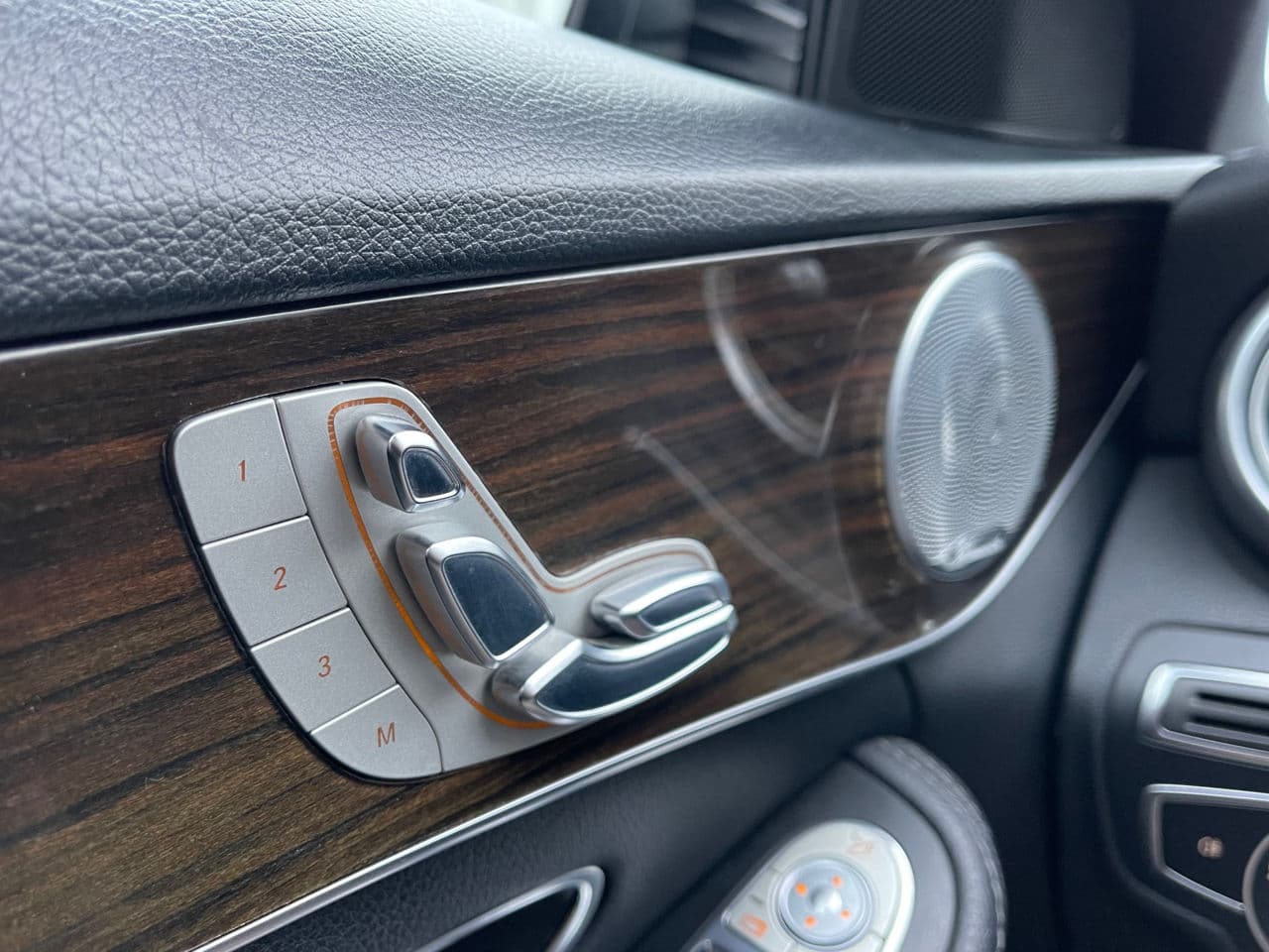 Mercedes C 300 2017 — Миниатюра 14