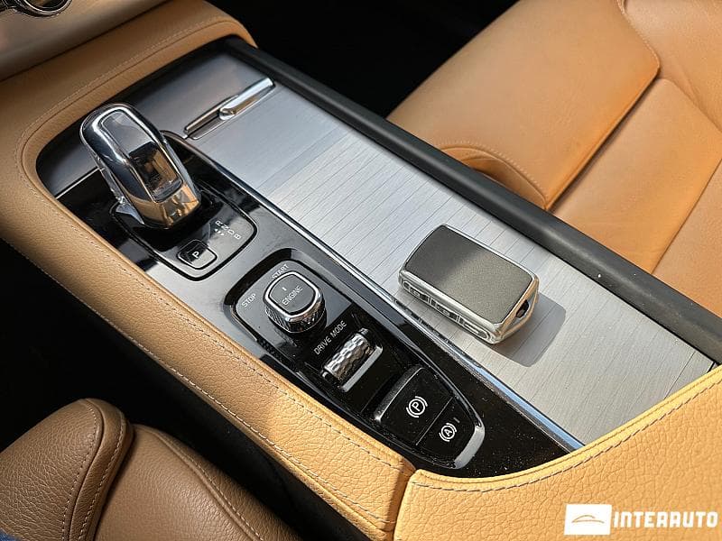 Volvo XC 90 2016 — Миниатюра 17
