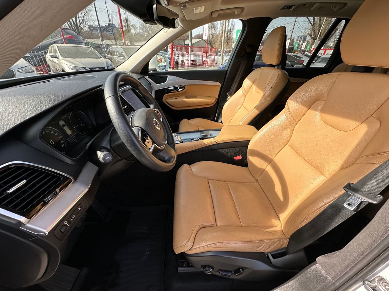 Volvo XC 90 2016 — Миниатюра 9