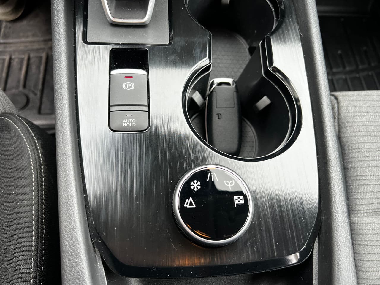 Nissan Rogue 2022 — Миниатюра 12