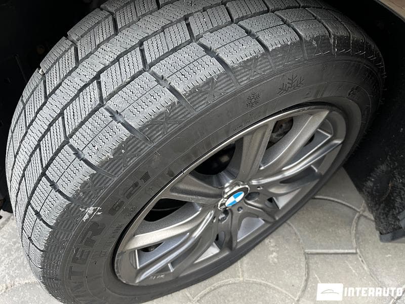 BMW 520 2012 — Миниатюра 5
