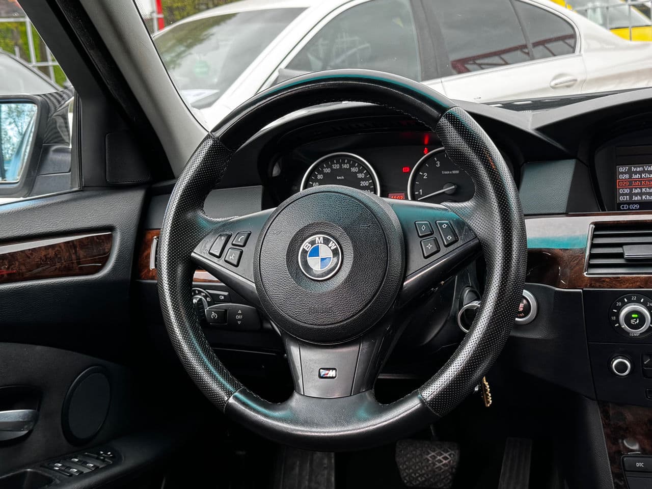 BMW 530 2007 — Миниатюра 8