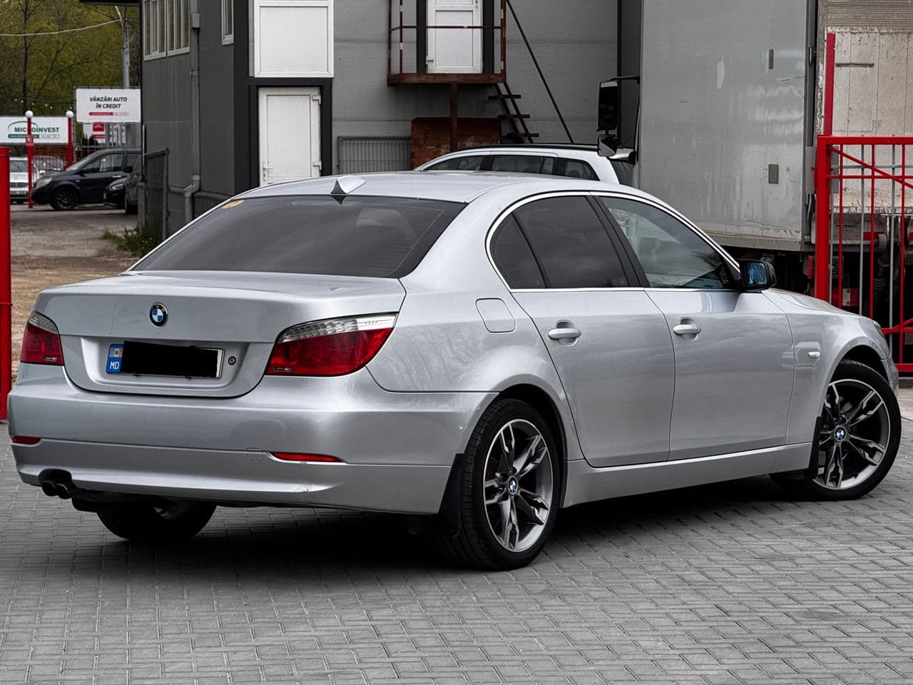 BMW 530 2007 — Миниатюра 2