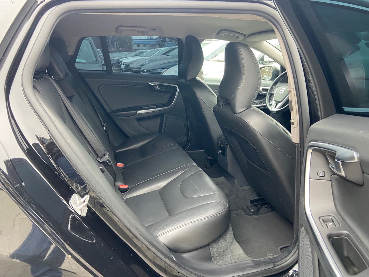 Volvo V 60 2015 — Миниатюра 15