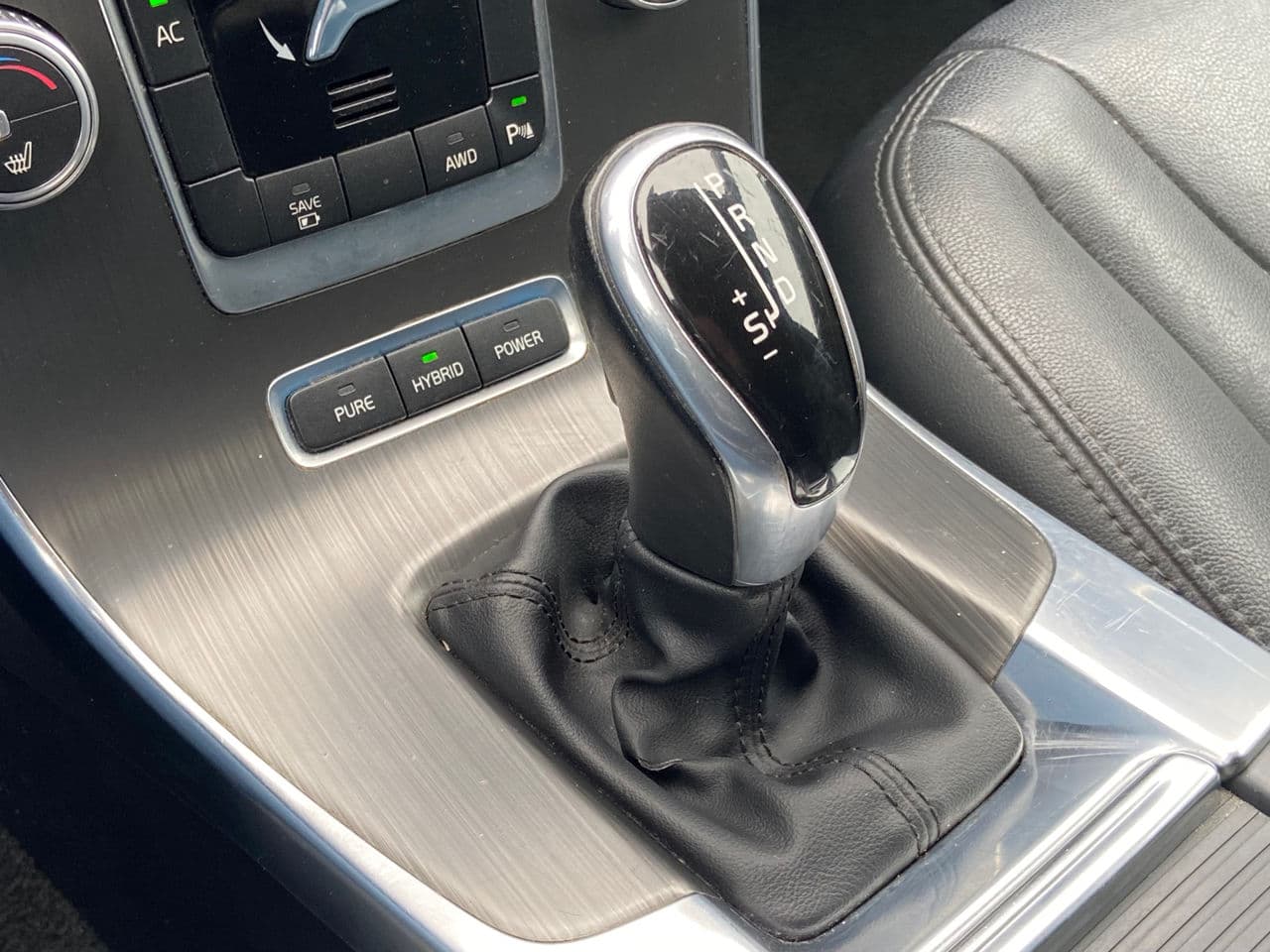 Volvo V 60 2015 — Миниатюра 12