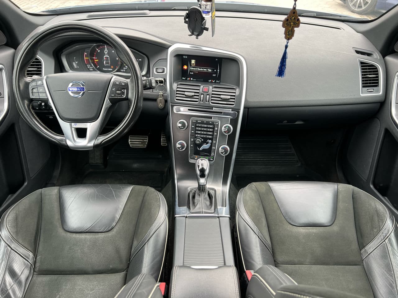 Volvo XC 60 2016 — Миниатюра 8