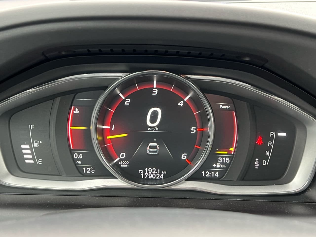 Volvo XC 60 2016 — Миниатюра 11