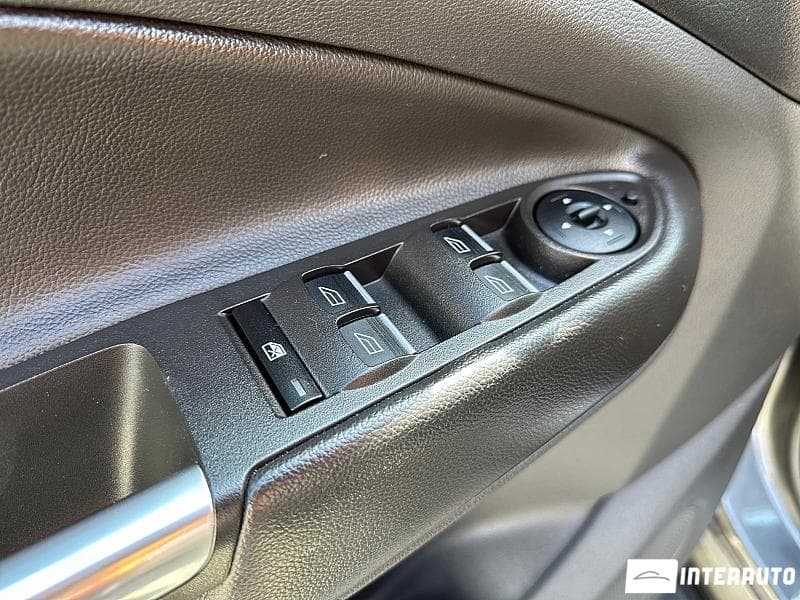 Ford Kuga 2015 — Миниатюра 6
