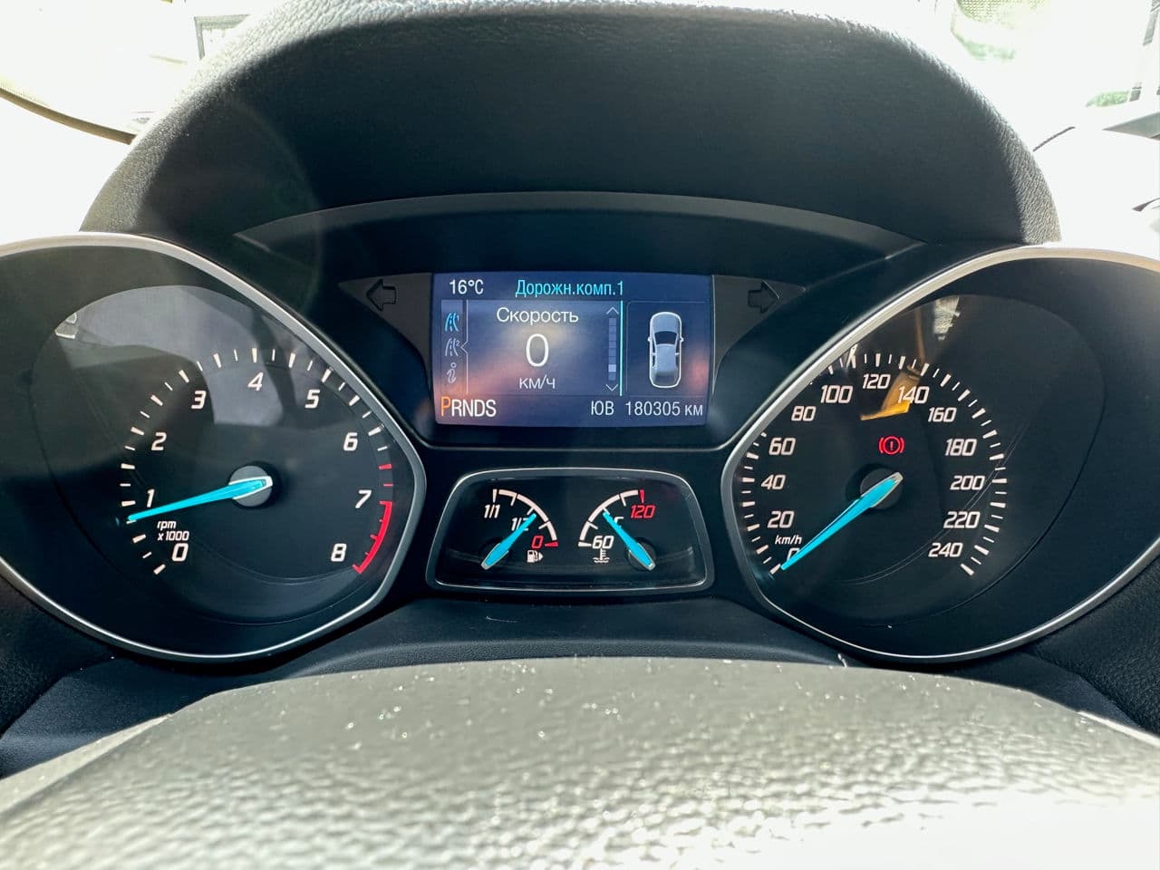 Ford Kuga 2015 — Миниатюра 11