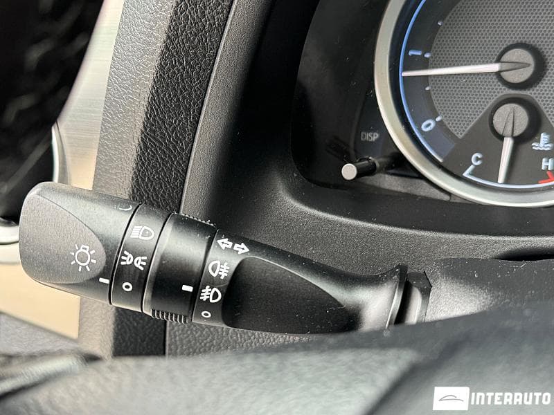 Toyota Auris 2013 — Миниатюра 15