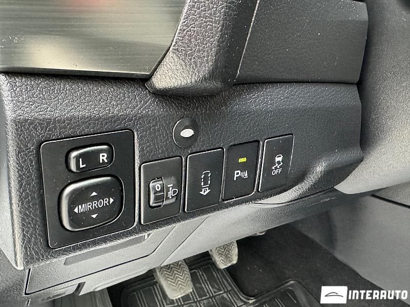 Toyota Auris 2013 — Миниатюра 16