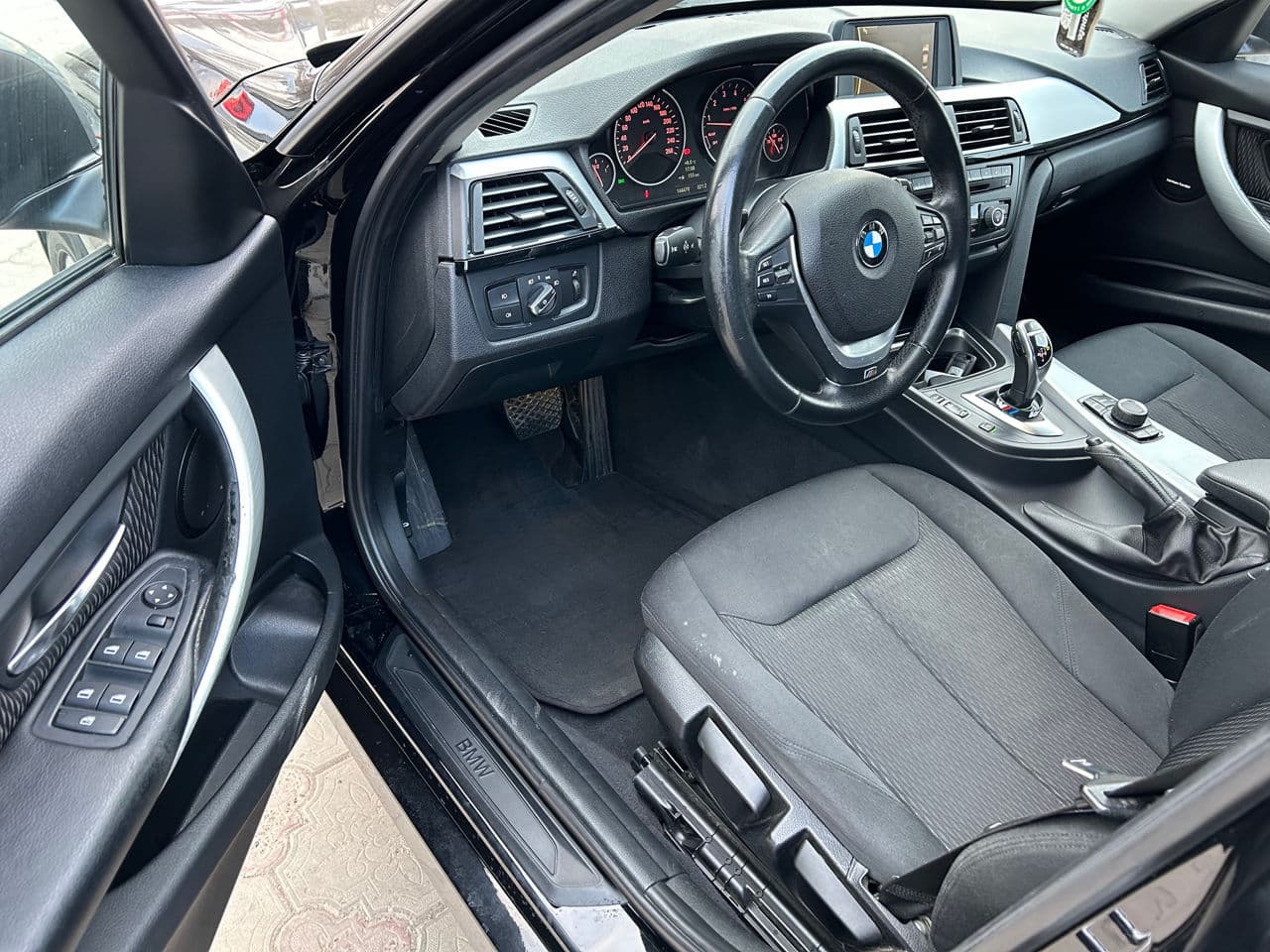 2012 BMW 320 — Miniatură 5