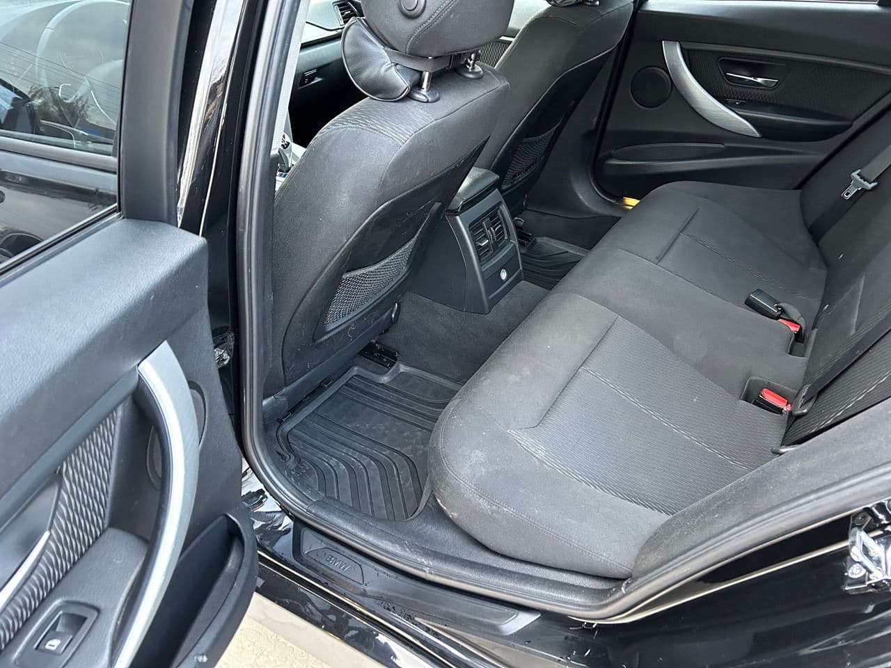 2012 BMW 320 — Miniatură 14