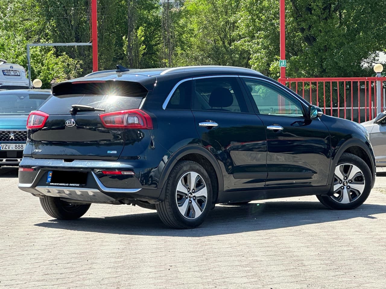 Kia Niro 2016 — Миниатюра 3