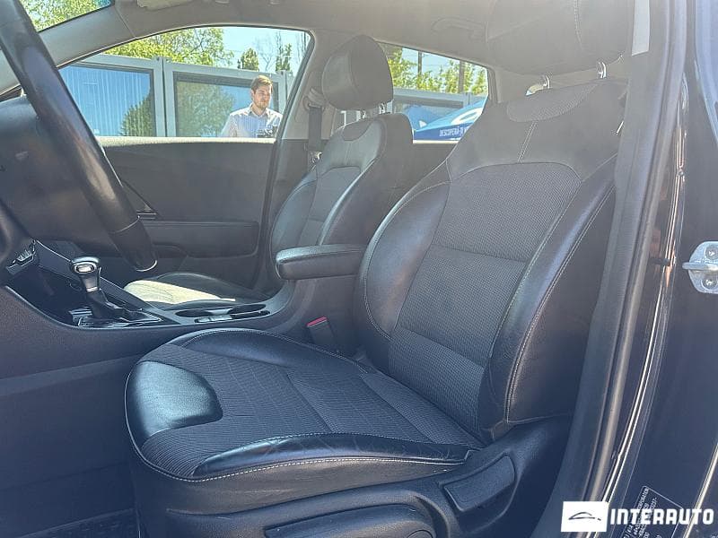 Kia Niro 2016 — Миниатюра 5