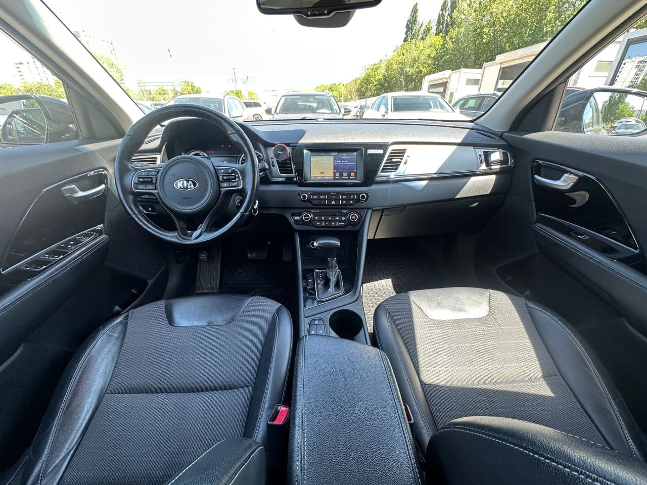 Kia Niro 2016 — Миниатюра 7
