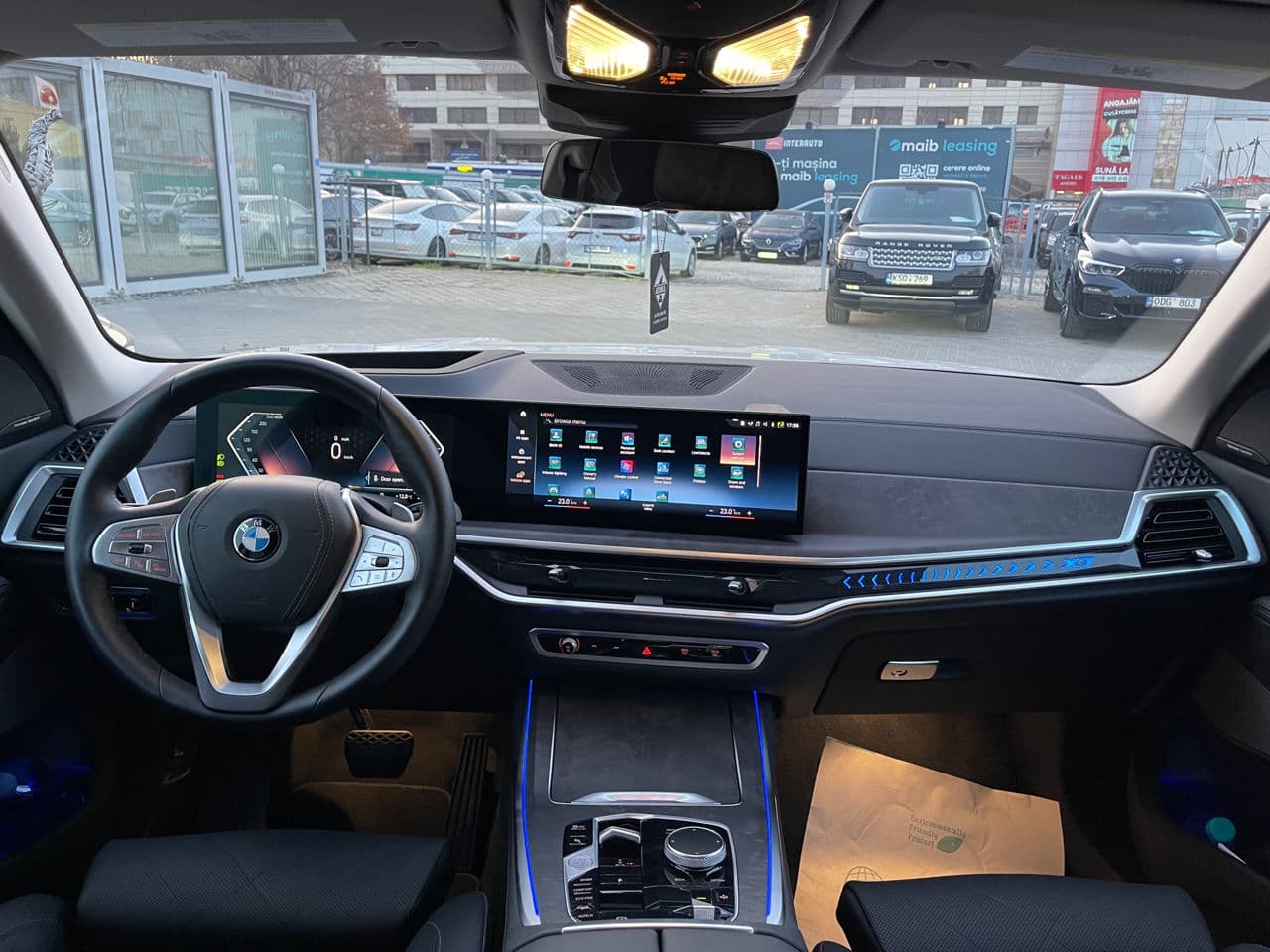 BMW X7 4.0i 2023 — Миниатюра 12