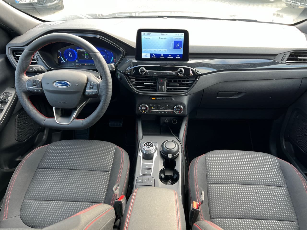 Ford Kuga 2022 — Миниатюра 9
