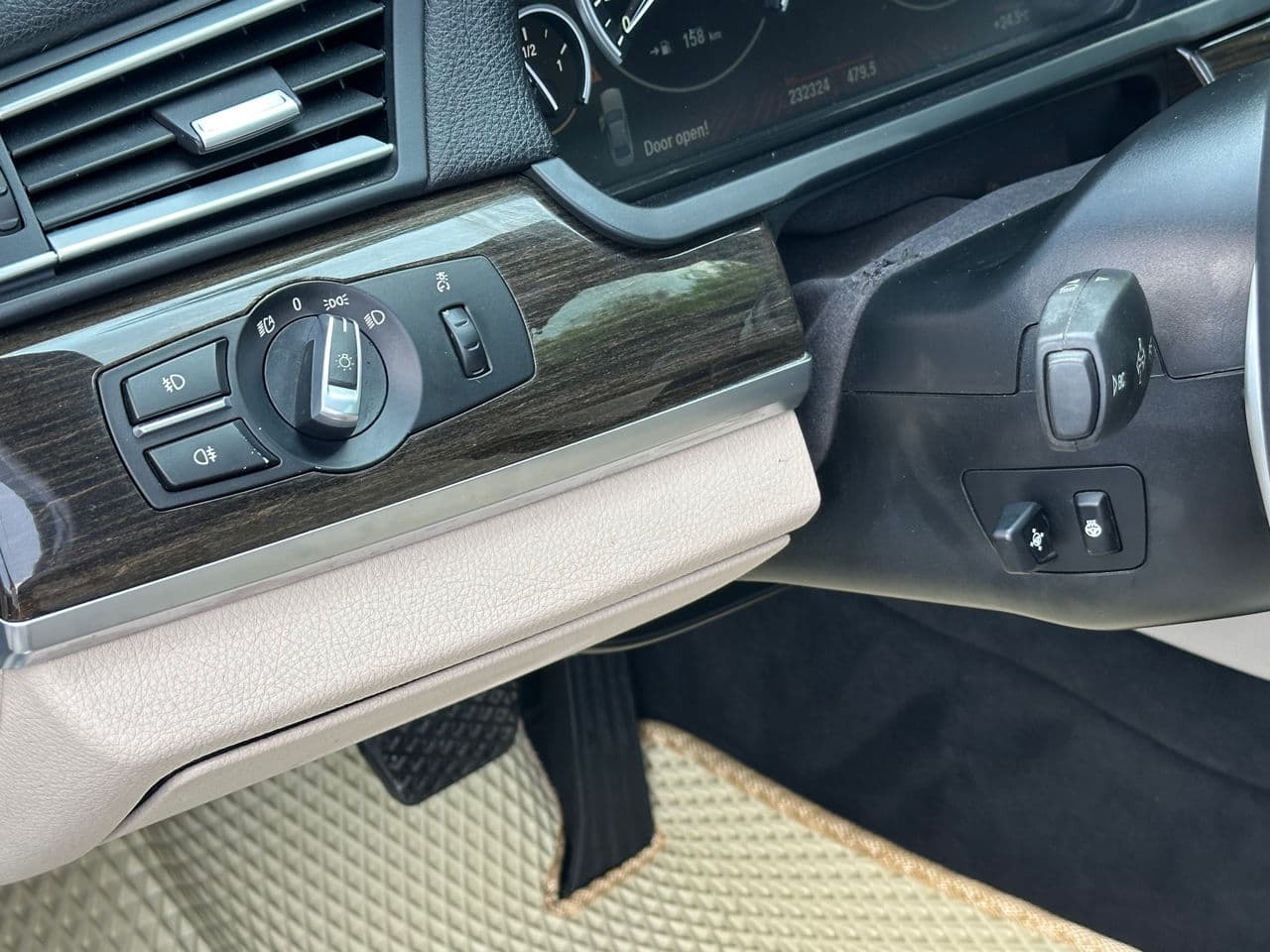 BMW 740 2011 — Миниатюра 8