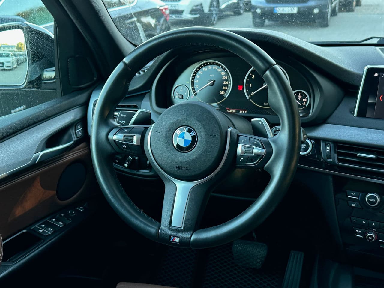 BMW X5 4.0e 2018 — Миниатюра 10