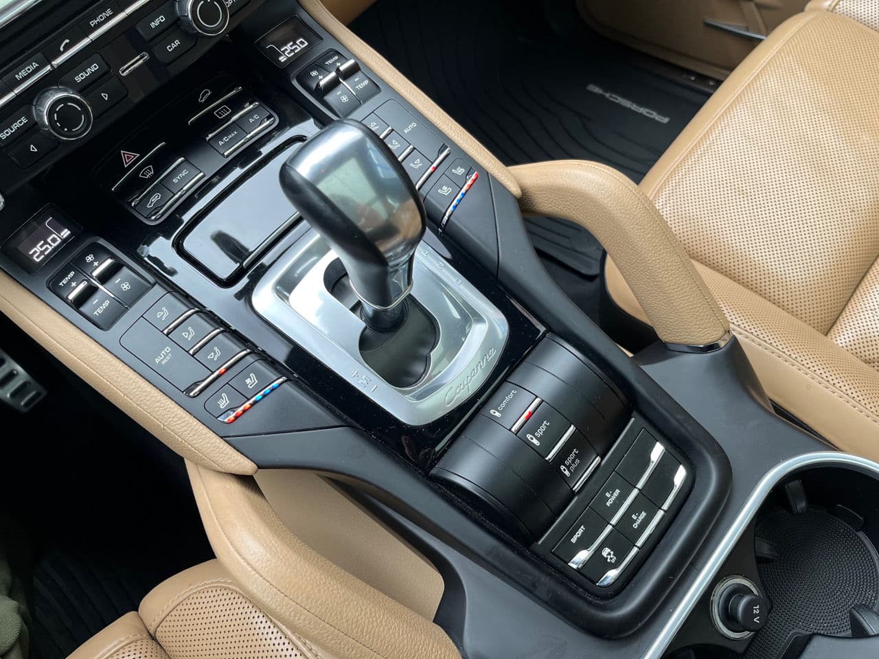 Porsche Cayenne S Hybrid 2015 — Миниатюра 12
