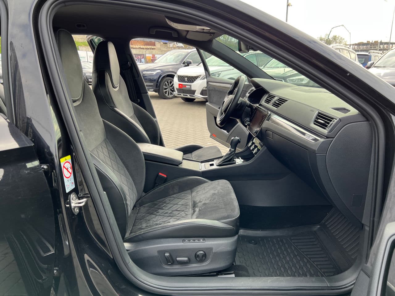 Skoda Superb 2019 — Миниатюра 15