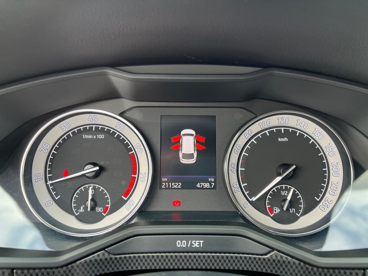 Skoda Superb 2019 — Миниатюра 8