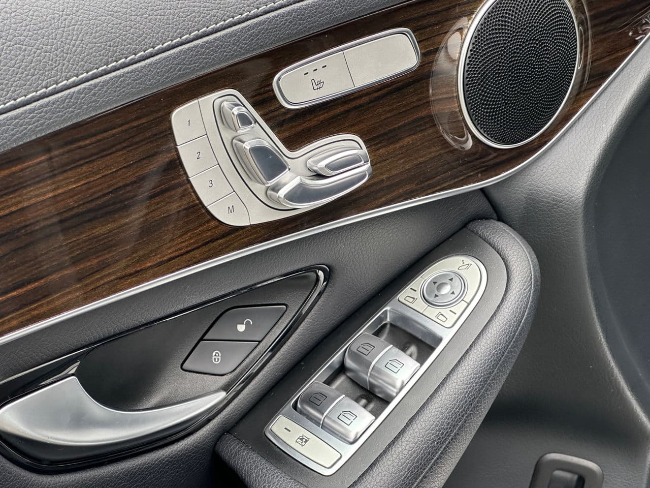 Mercedes GLC 300 2016 — Миниатюра 19