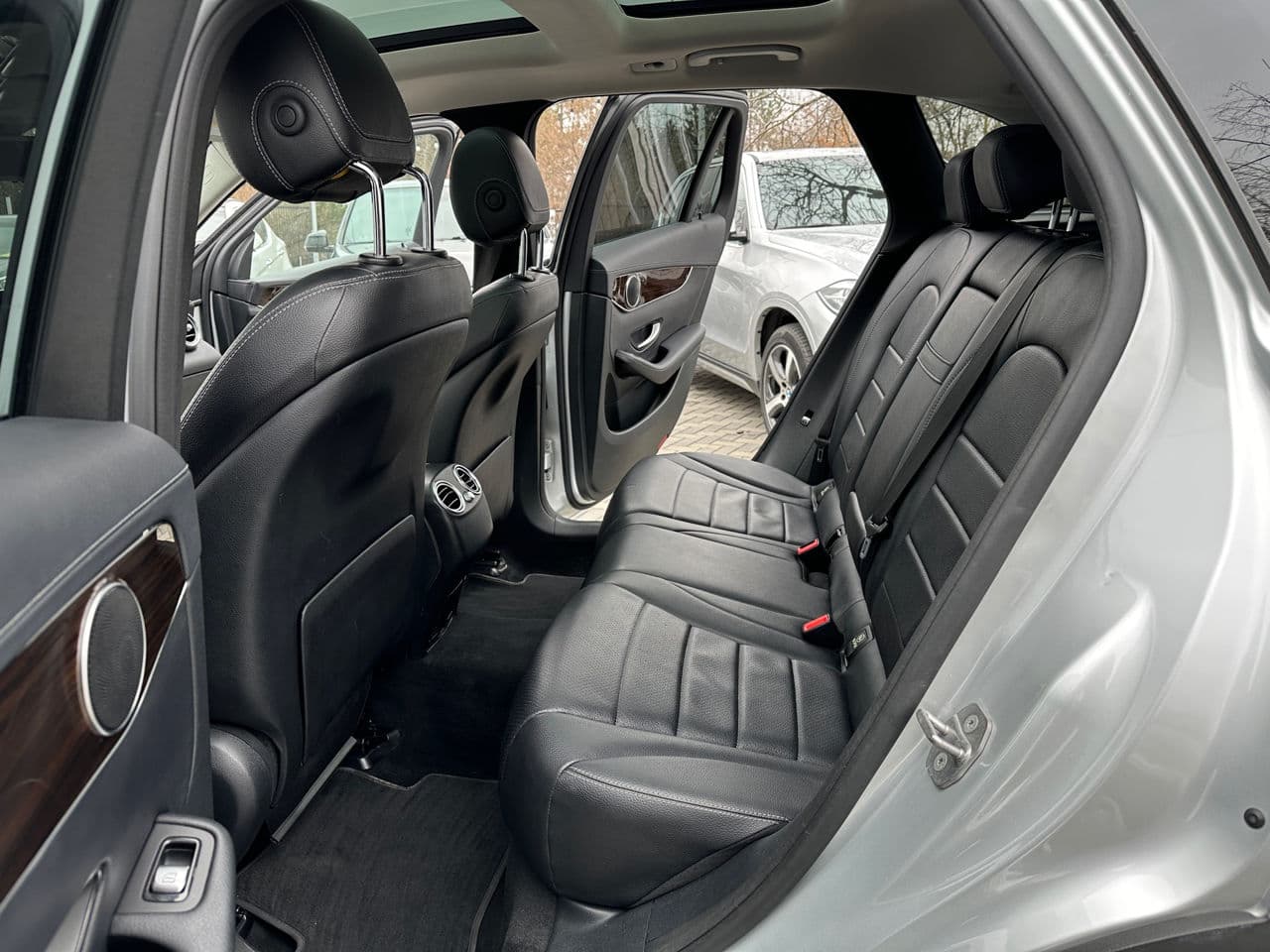 Mercedes GLC 300 2016 — Миниатюра 12