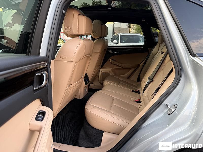 Porsche Macan 2019 — Миниатюра 6