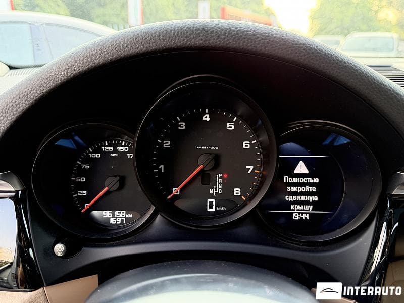 Porsche Macan 2019 — Миниатюра 10