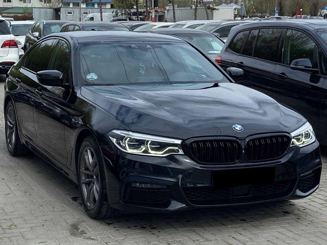 BMW 530e 2018 — Миниатюра 3