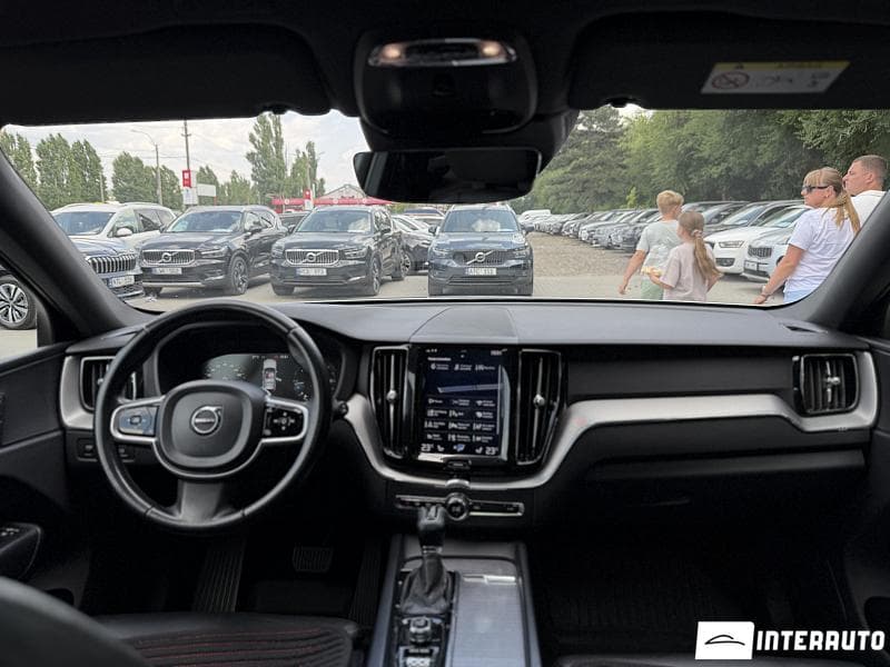 Volvo XC 60 2017 — Миниатюра 17