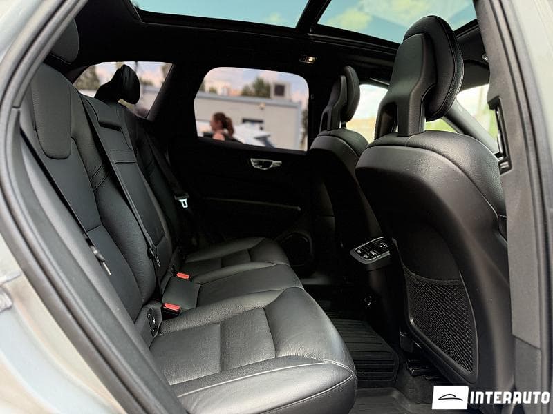 Volvo XC 60 2017 — Миниатюра 18