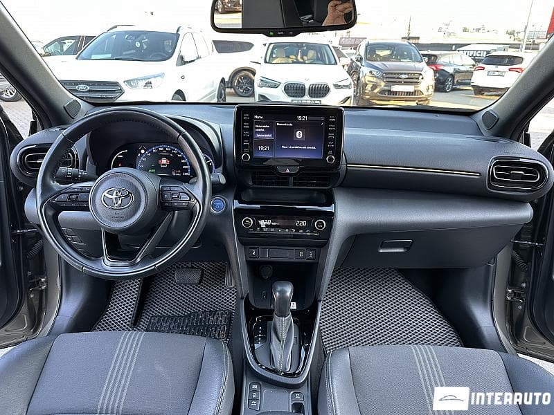 2022 Toyota Yaris Cross — Miniatură 6