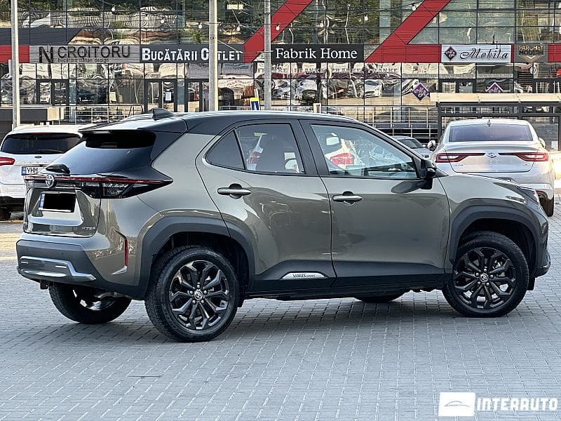 2022 Toyota Yaris Cross — Miniatură 3