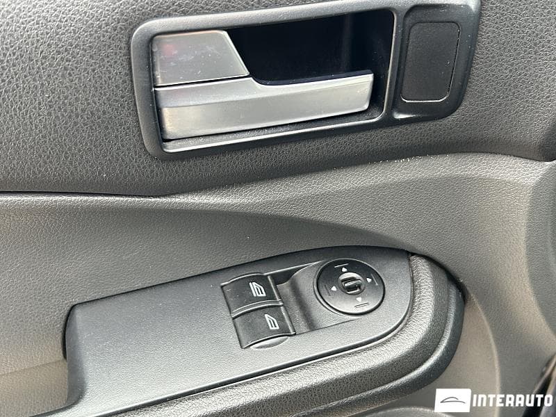 Ford C-MAX 2004 — Миниатюра 6