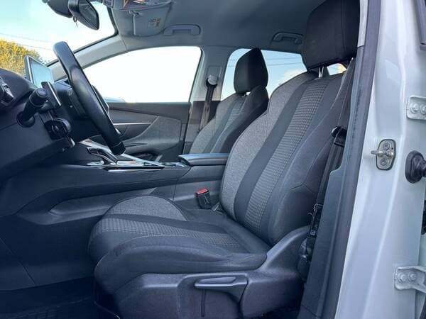 Peugeot 3008 2019 — Миниатюра 5