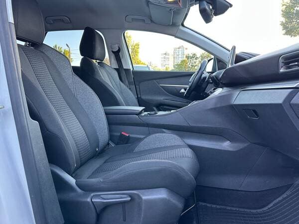 Peugeot 3008 2019 — Миниатюра 6