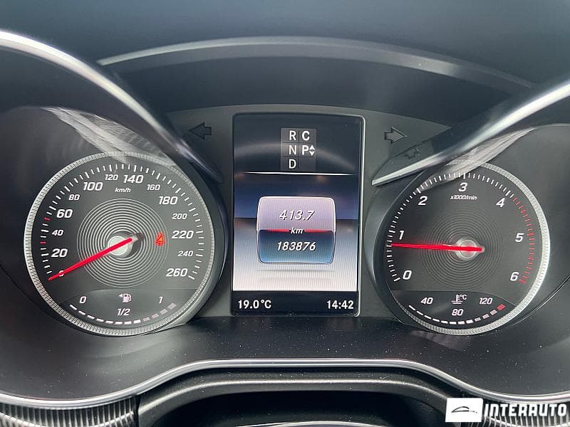 Mercedes V 250 2017 — Миниатюра 12