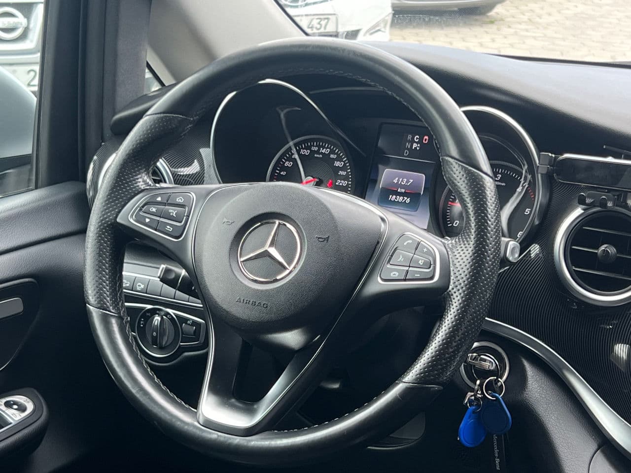 Mercedes V 250 2017 — Миниатюра 9