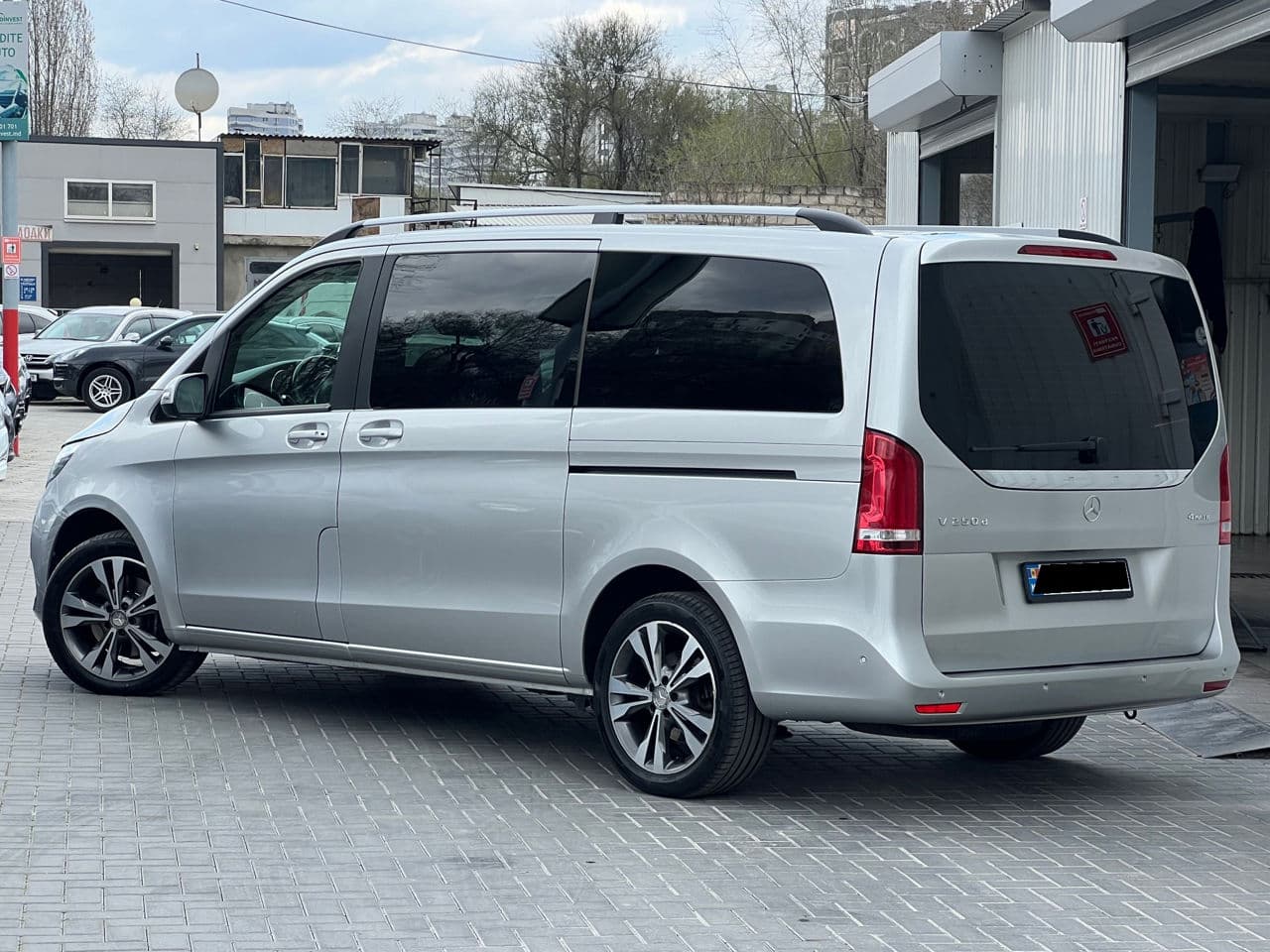 Mercedes V 250 2017 — Миниатюра 3