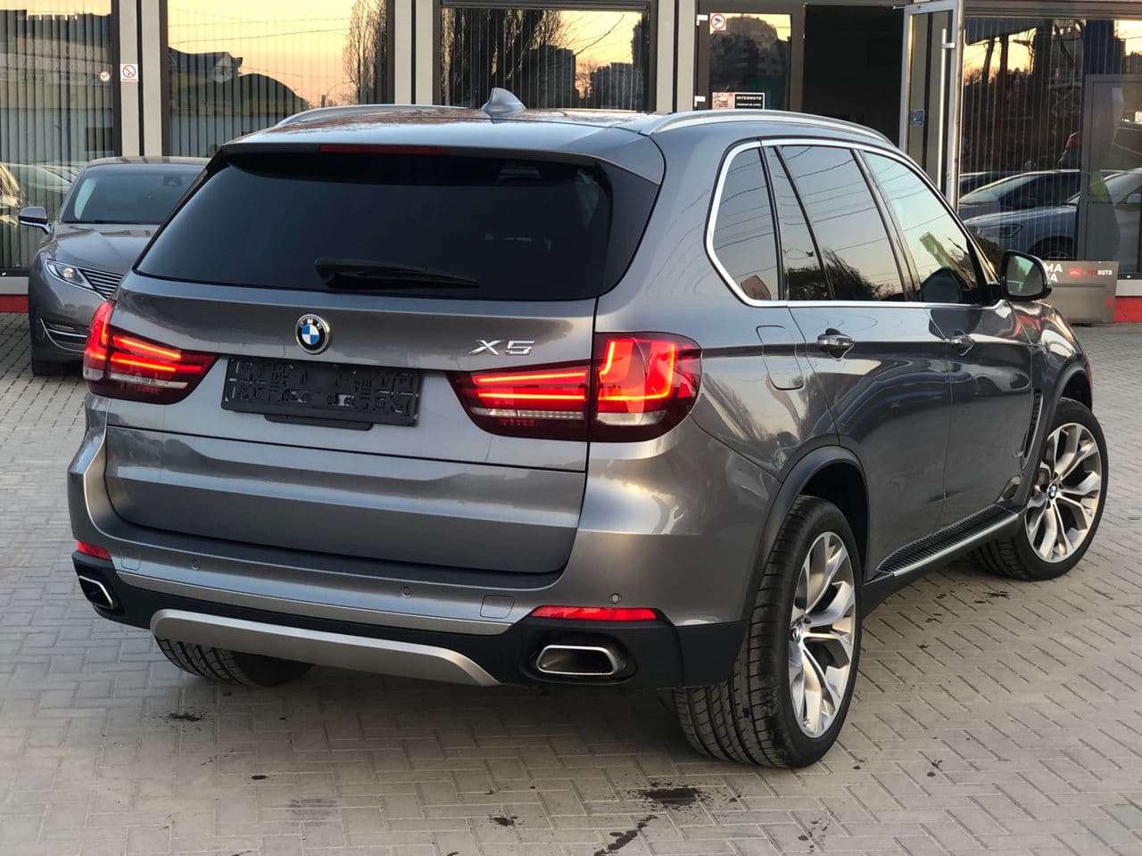 BMW X5 3.5i 2018 — Миниатюра 3