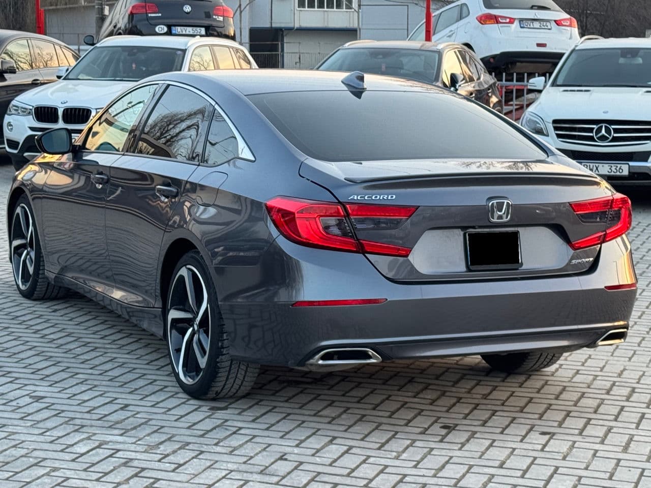 2019 Honda Accord — Miniatură 2