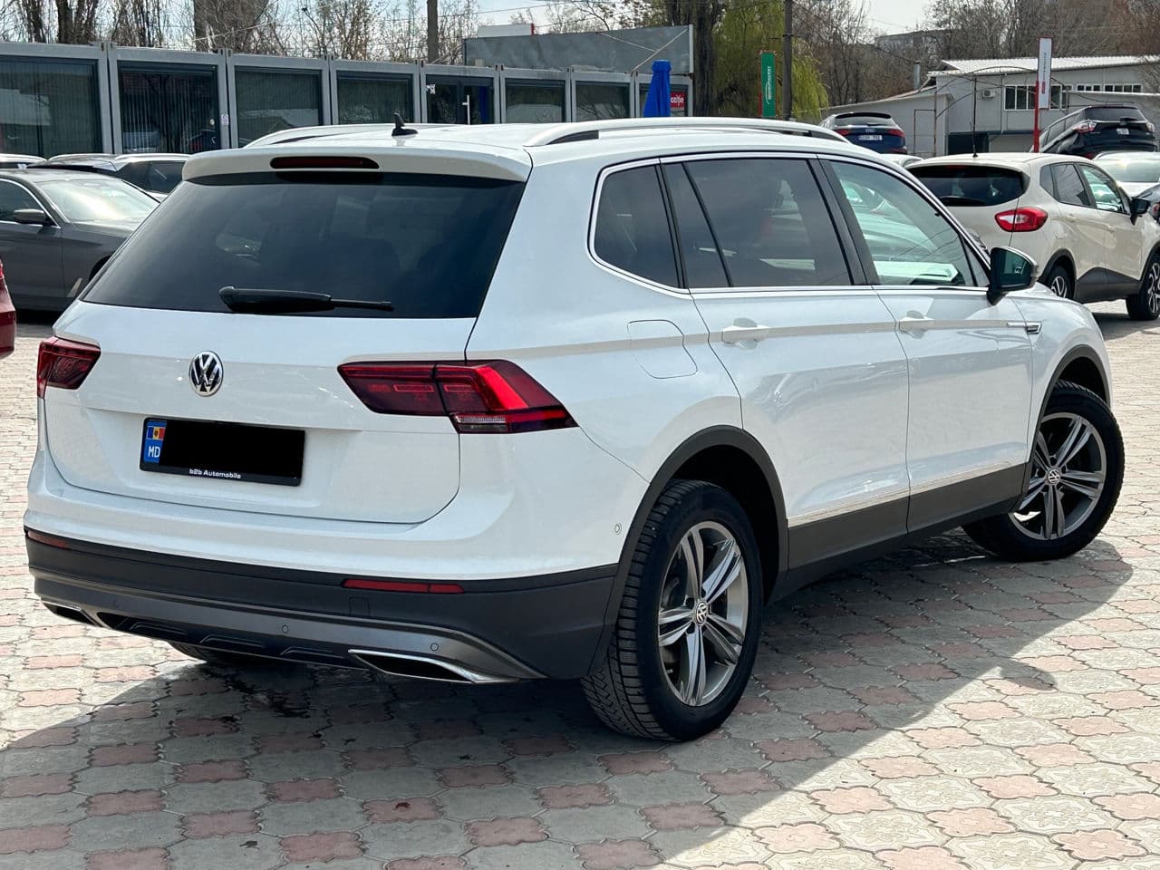 Volkswagen Tiguan 2019 — Миниатюра 3