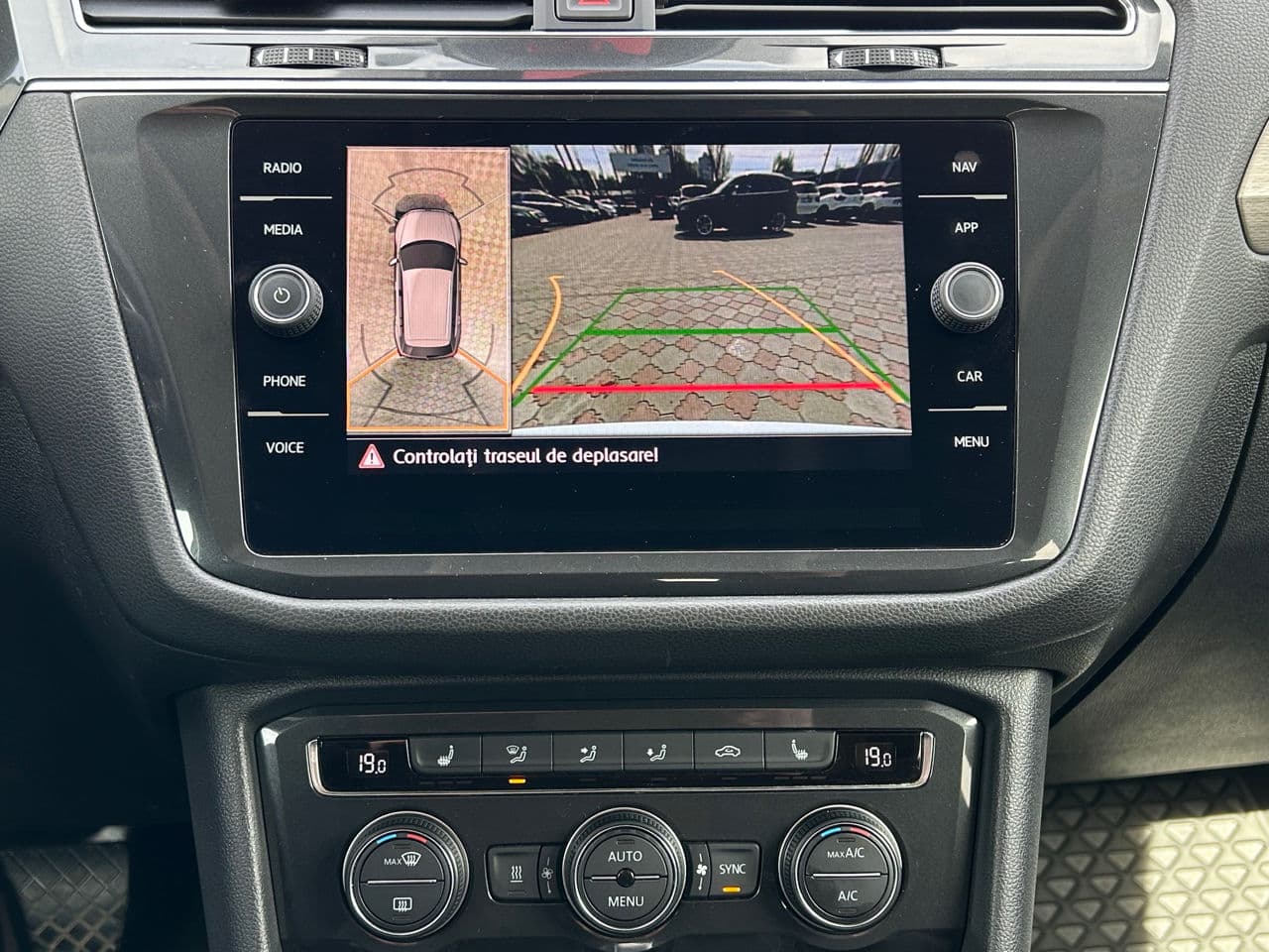 Volkswagen Tiguan 2019 — Миниатюра 14