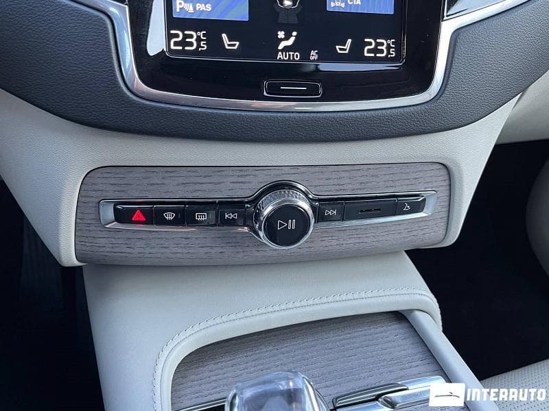 Volvo XC 90 2020 — Миниатюра 13