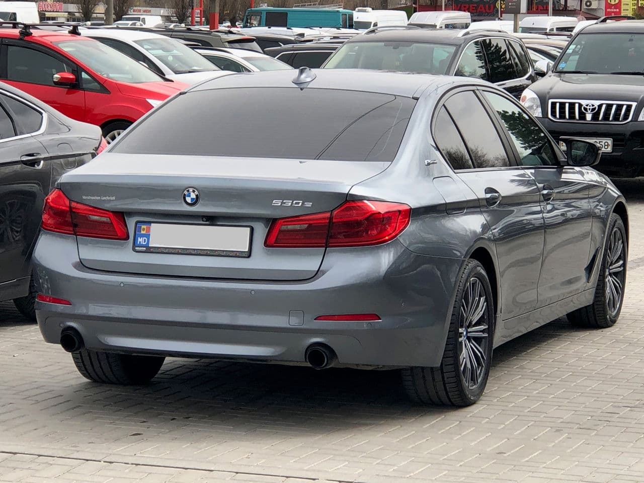 BMW 530e 2017 — Миниатюра 4