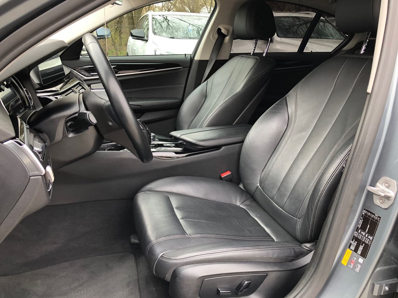BMW 530e 2017 — Миниатюра 7