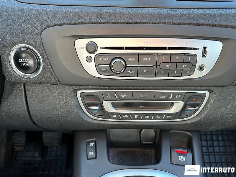 Renault Scenic 2015 — Миниатюра 15